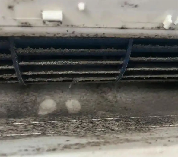 松溪空调吹的风有股烧焦味是怎么回事